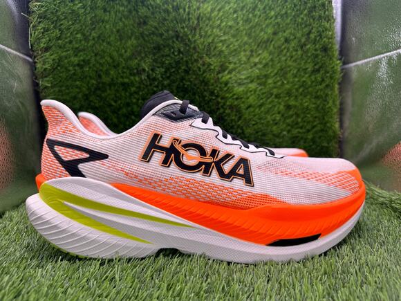 Hoka One One Mach X 3 1168720-WNG Athletic Sneaker Men\'s 13D White Knit Running main image 12